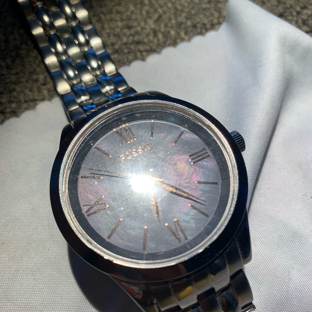 Fossil Watch - Picture 3 of 3